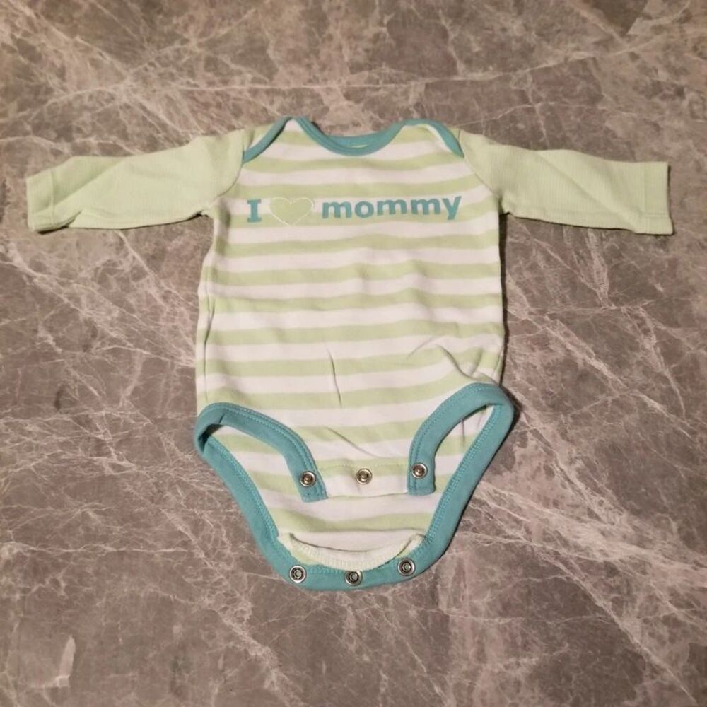 Carters long sleeve onesie size NB